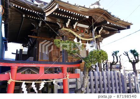 道念稲荷神社 社殿 ～横浜市鶴見区～ 87198540