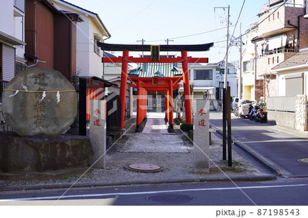 道念稲荷神社 ～横浜市鶴見区～ 87198543