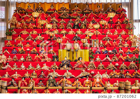 春のすいとぴあ江南、13段のひな飾り〈愛知県江南市〉 87201062