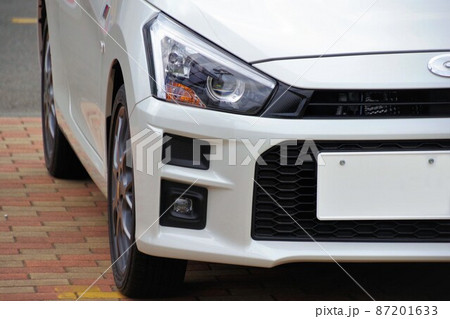 自動車イメージ　コペンGRスポーツのフロントマスク 87201633