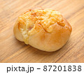 チーズパン　惣菜パン 87201838