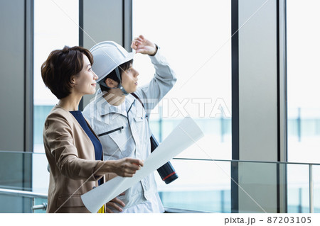 ビジネス　建設　建築　男女　撮影協力：LINK FOREST 87203105