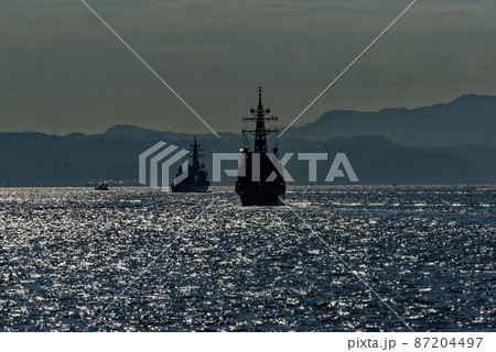 海上自衛隊　観艦式　護衛艦 87204497