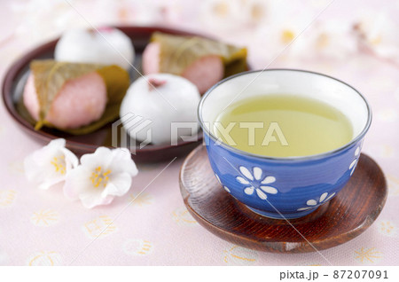 桜餅とお茶 87207091