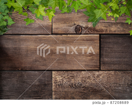 木目とアイビーのナチュラルな背景 木目とアイビーのナチュラルな背景 87208689