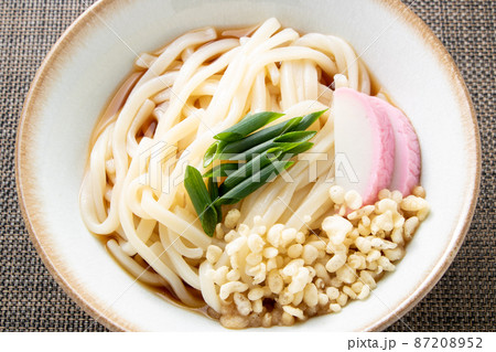 ぶっかけうどん(冷)。 ぶっかけうどん(冷)。 87208952