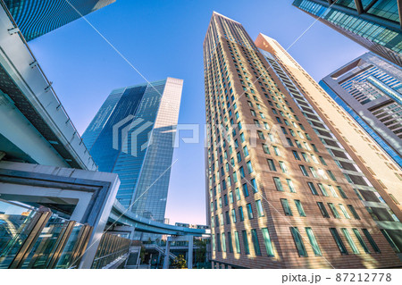 日本の東京都市景観 まん延防止等重点措置下の汐留・オフィス街などを望む 日本の東京都市景観 まん延防止等重点措置下の汐留・オフィス街などを望む 87212778