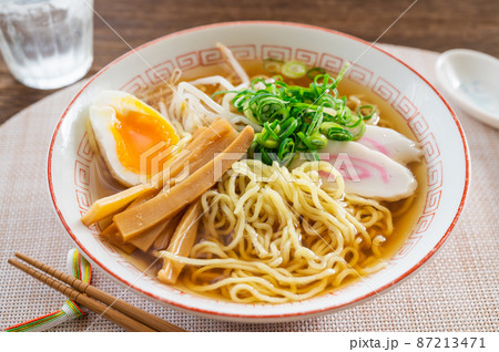 醤油ラーメン 87213471