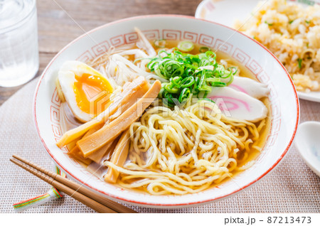 醤油ラーメン 醤油ラーメン 87213473