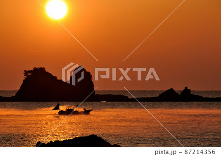 森戸崎の海霧　【和歌山県串本町】 87214356