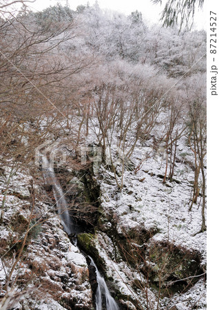 明神滝(冬) 【(奈良県東吉野村】 明神滝(冬) 【(奈良県東吉野村】 87214527