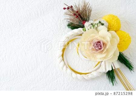 お正月のイメージ（正月リース） 87215298