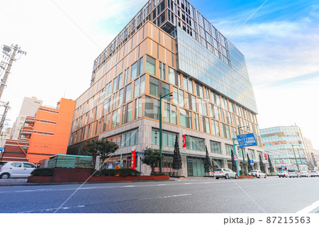 新潟市 西堀通り(寺町通り)から見た古町ルフル 新潟市 西堀通り(寺町通り)から見た古町ルフル 87215563