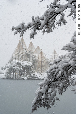 雪降る兼六園 北陸の旅 2022年2月撮影 雪降る兼六園 北陸の旅 2022年2月撮影 87216160
