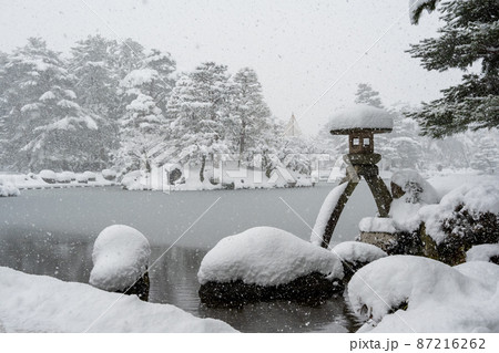 兼六園 灯籠 2022年2月撮影 兼六園 灯籠 2022年2月撮影 87216262