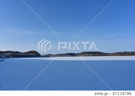 冬の網走湖 87218786