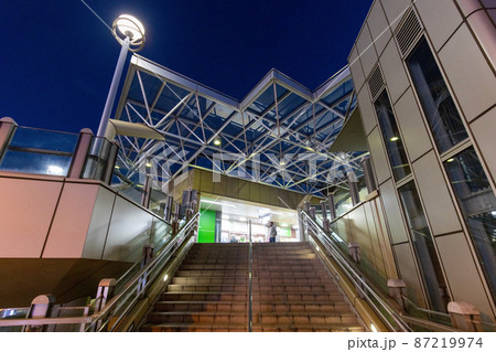 JR横浜線 淵野辺駅北口：夜 87219974