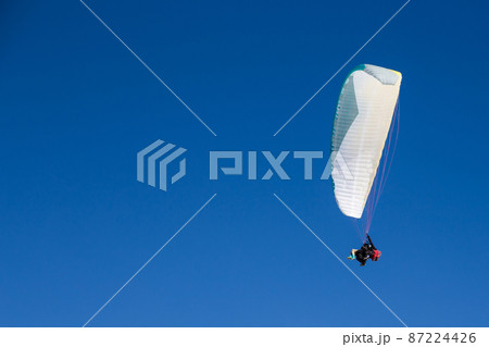 paragliding paragliding 87224426
