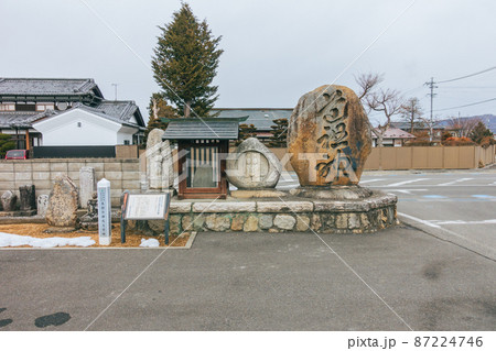 本村の神代文字碑と道祖神【安曇野市豊科】 87224746
