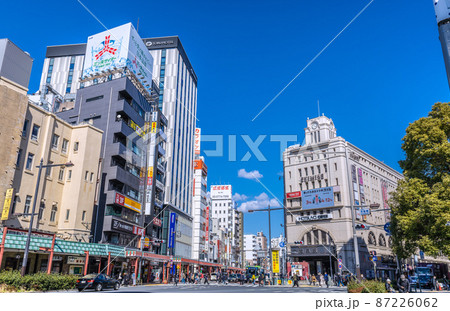 日本の東京都市景観 浅草駅などを望む 87226062