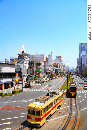 豊橋市、路面電車が走る風景 豊橋市、路面電車が走る風景 87230795
