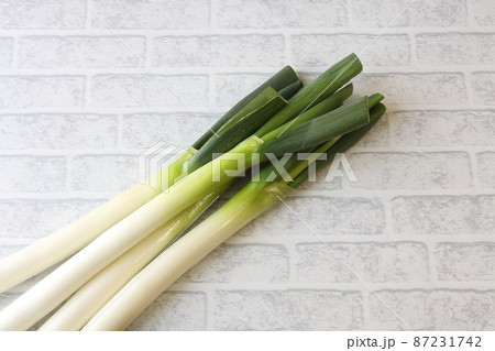 甘くておいしい深谷ネギ 87231742