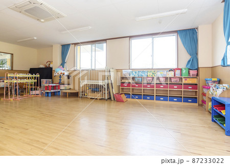 教室　幼稚園　保育園　学校　教育施設　子供施設　イメージ素材 87233022