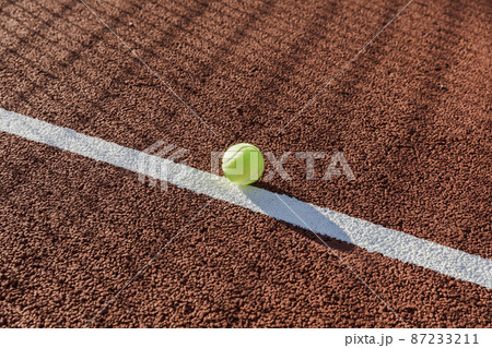 tennis ball court ground 87233211