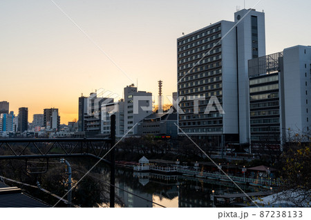 夕焼けの飯田橋 外堀 1 夕焼けの飯田橋 外堀 1 87238133