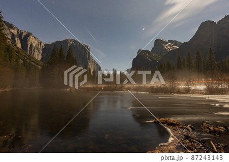 Night view of the Valley View of Yosemite National Park Night view of the Valley View of Yosemite National Park 87243143
