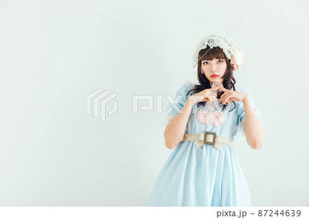 NGサインをするロリータファッションの女性　Cosplay 87244639