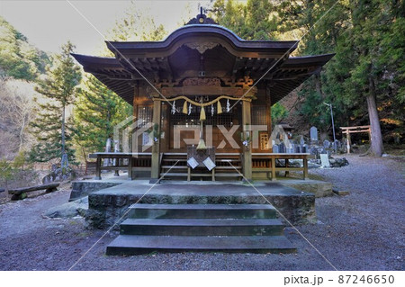 冬の駒ヶ嶽神社 87246650