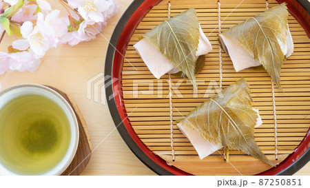 関東地方の桜餅｜春のおやつ・イメージ 87250851
