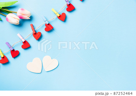 heart-shaped valentines decoration hanging with wood clips heart-shaped valentines decoration hanging with wood clips 87252464