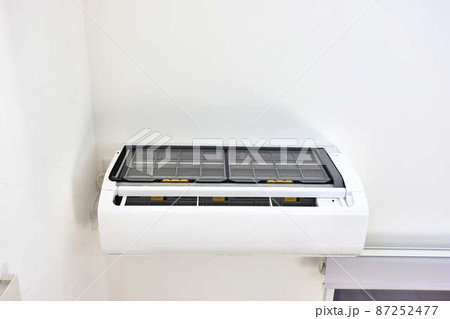 エアコンの上部　掃除　新品 87252477