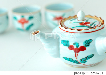 美濃焼赤絵の湯呑みセット 87256751