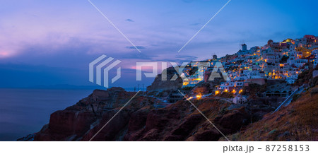 Famous greek tourist destination Oia, Greece 87258153