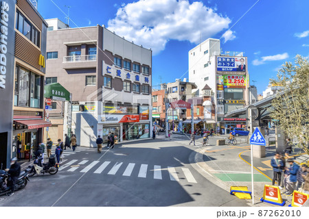 神奈川県横浜市の都市風景　日吉駅 87262010
