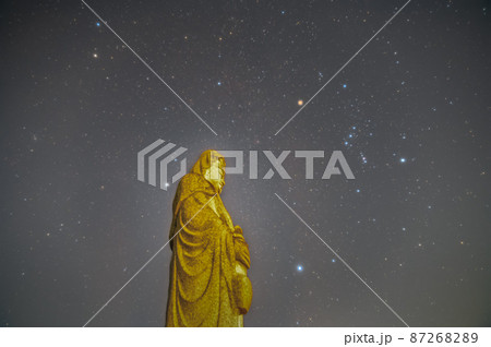 茨城県笠間市　笠間つつじ公園の星空 87268289