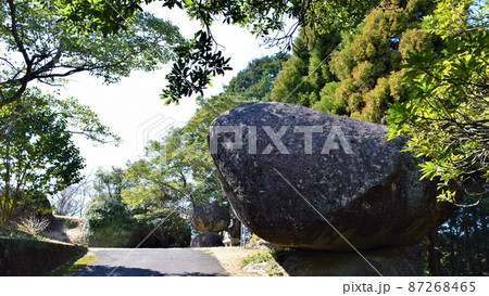 野田の奇石　川平農村公園の巨石群　野田町　出水市　鹿児島県 87268465
