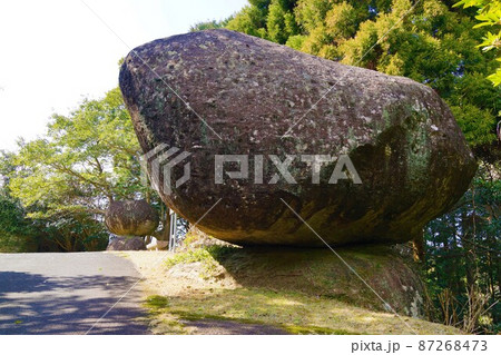 野田の奇石 川平農村公園の巨石群 野田町 出水市 鹿児島県 野田の奇石 川平農村公園の巨石群 野田町 出水市 鹿児島県 87268473