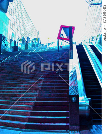 京都駅の大階段(JR京都駅/京都市下京区) 京都駅の大階段(JR京都駅/京都市下京区) 87269085