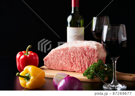 黒毛和牛ロースステーキ　A5等級 87269677