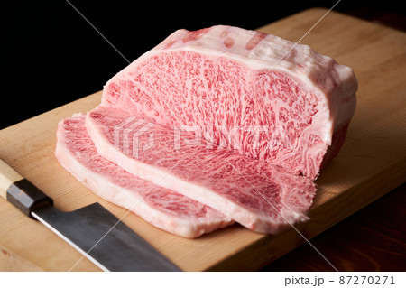 黒毛和牛ロースステーキ　A5等級 87270271