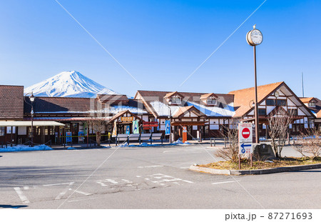 山梨県　河口湖駅 87271693