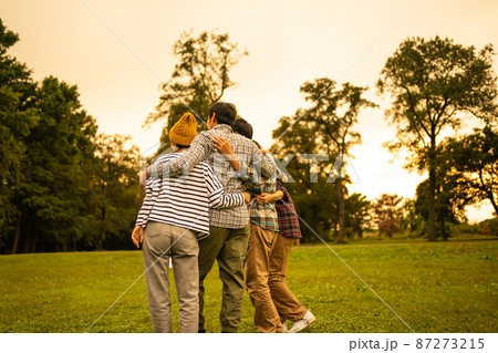 in the park in the park 87273215