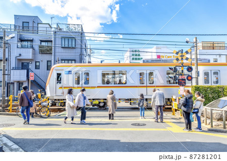 神奈川県横浜市の都市風景 妙蓮寺駅 神奈川県横浜市の都市風景 妙蓮寺駅 87281201