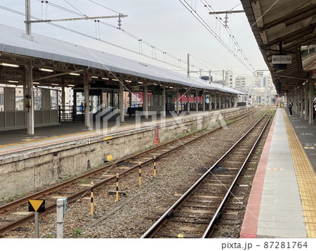 下関駅ホームと線路 下関駅ホームと線路 87281764