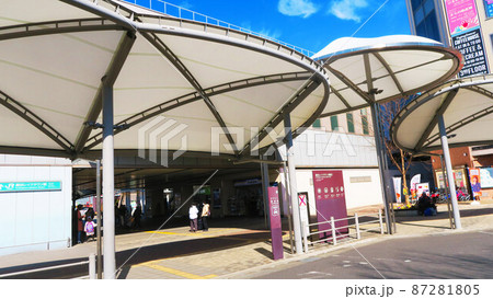 越谷レイクタウン駅とその周辺の風景（2022年2月撮影） 87281805