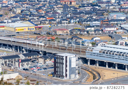 《佐賀県》朝日山公園から撮影（新鳥栖駅） 87282275